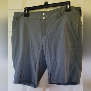 Women's Grey Columbia Shorts Size 14